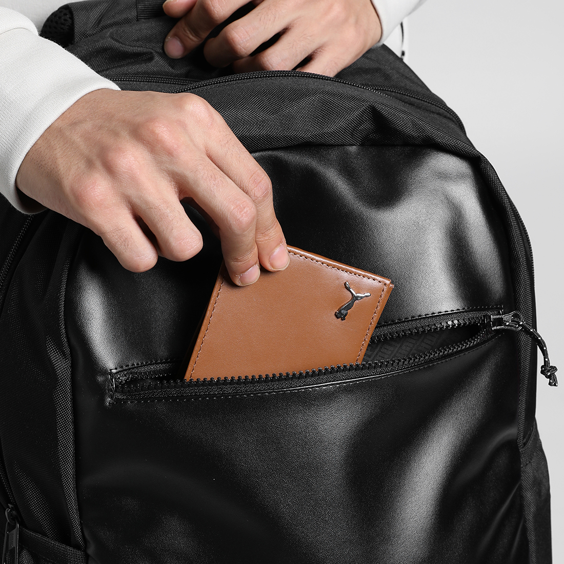 PUMA Unisex Solid Black Backpack